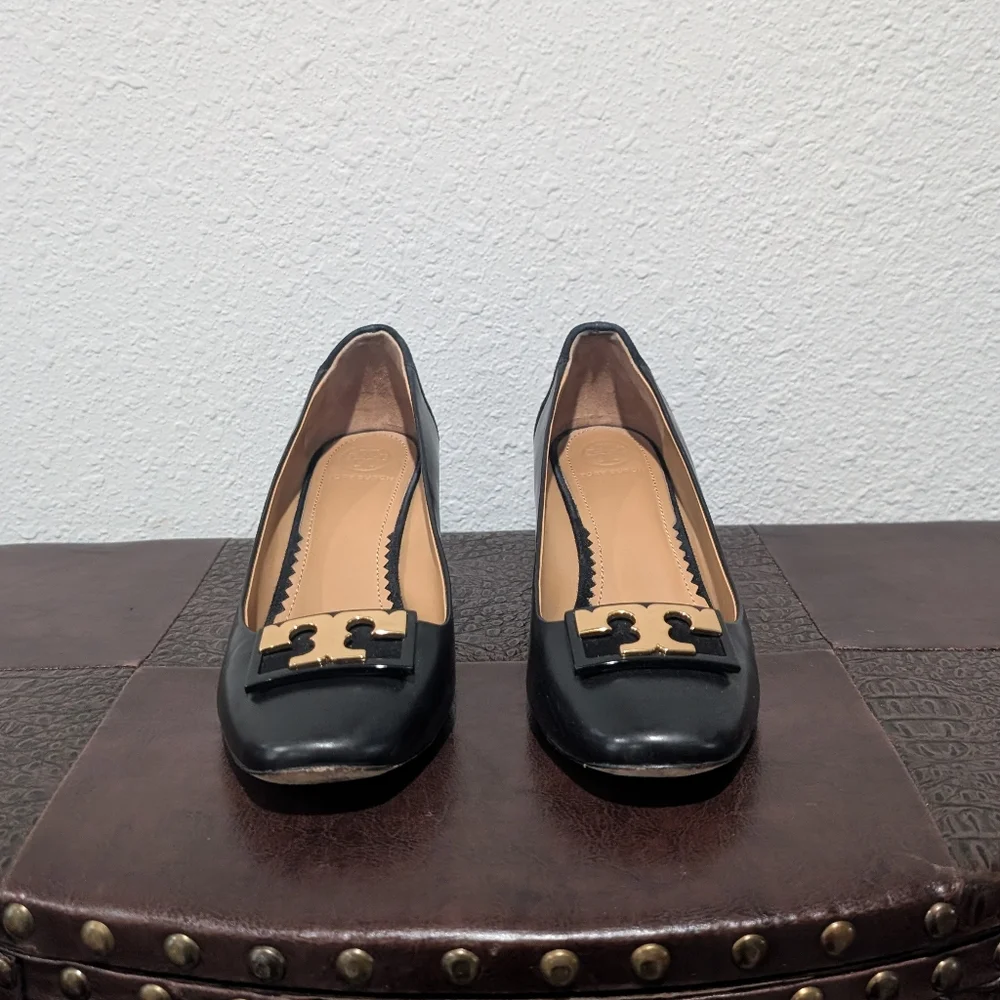 Tory Burch Gigi Leather Flats Size 7.5